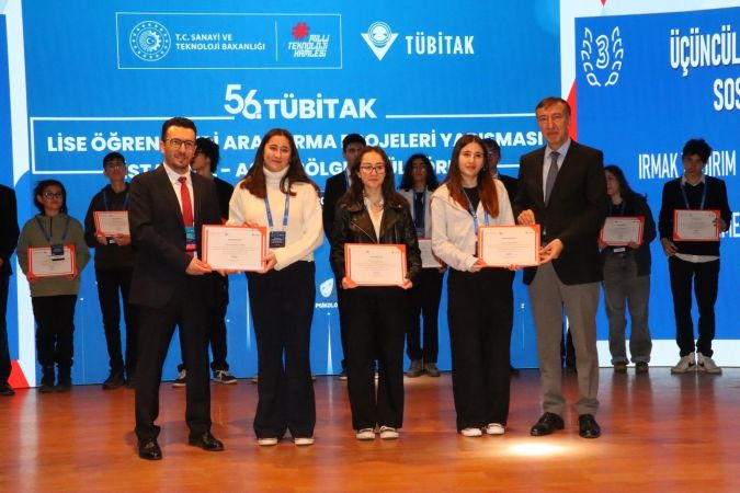 Liselilerden; Tübitak'ta 4 Derece 
