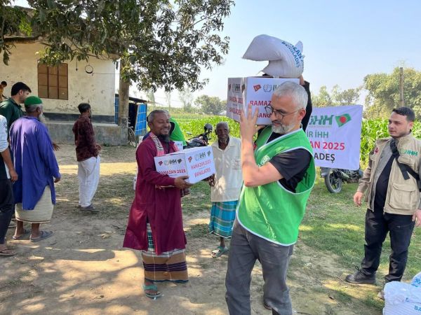 Sakarya İHH Bangladeş çıkarması