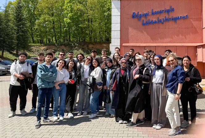 Derslerini SUBÜ Stüdyoları’nda işlediler