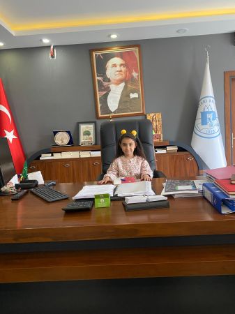 Minik Başkanlardan Büyük Heyecan: Makam Koltuğu Anaokulu Öğrencilerine Emanet