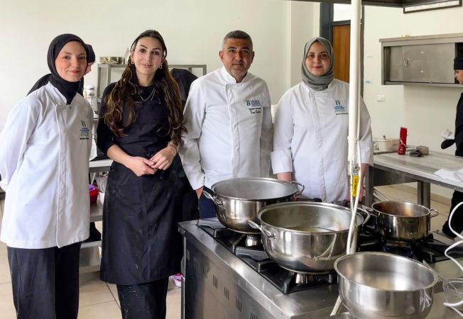 Lise öğrencilerine uygulamalı makarna eğitimi
