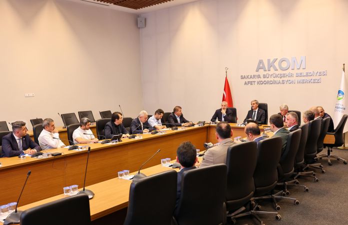“Sakaryaspor’a kaynak oluşturacak adımları iş dünyamızla birlikte atıyoruz”