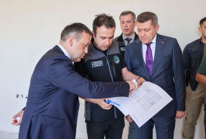 Vali Sözer, Özel Eğitim Anaokulu İnşaatında İncelemelerde Bulundu
