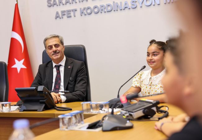 Gazze hareketiyle gönülleri fetheden minikler Yusuf Alemdar’ın misafiri oldu