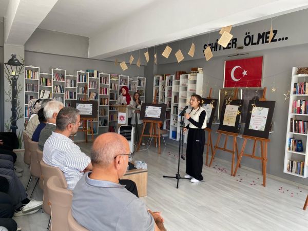 İmam Hatipte Mevlid-i Nebi Haftası Naat ve Şiir Dinletisi