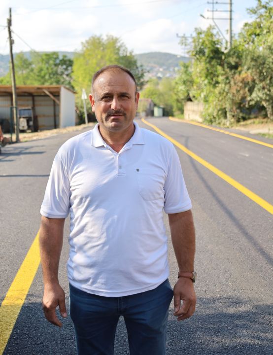 Söğütlü’de yenilenen grup yollarına vatandaşlardan tam not