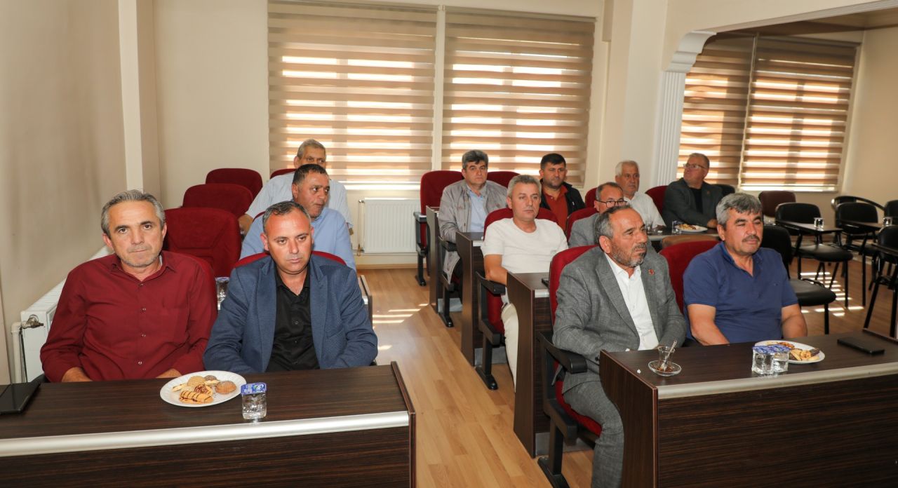 Ferizli Belediyesi Ekim Ayı Muhtarlar İstişare Toplantısı Gerçekleştirildi