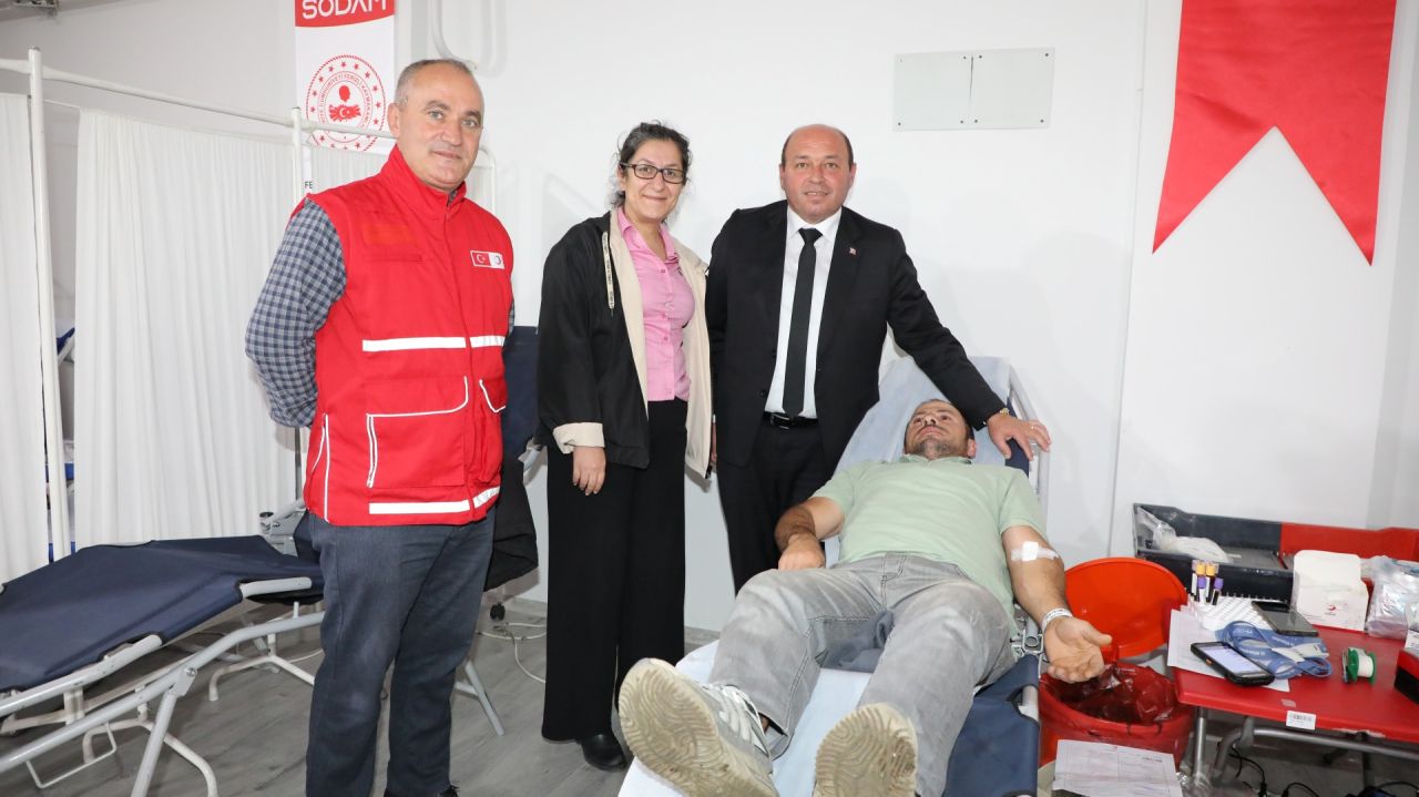Ferizli’de Kan Bağışı Kampanyasına Yoğun İlgi