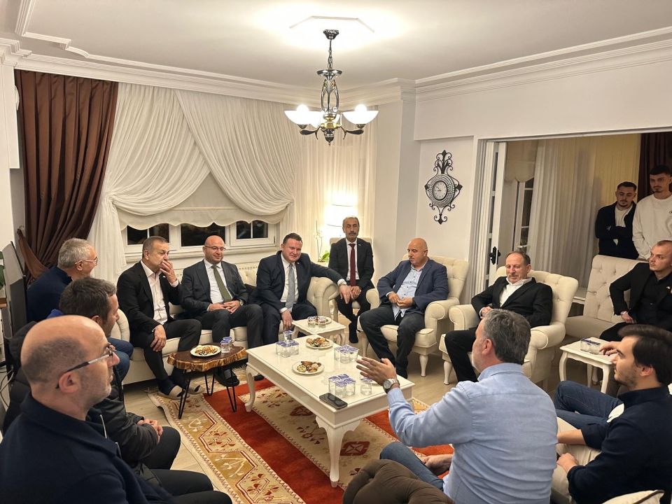  MHP SAKARYA’DAN ZİYARET FIRTINASI 