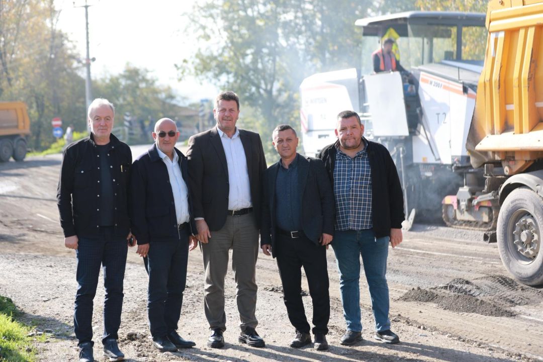 Akyazı-Küçücek yolu yenileniyor