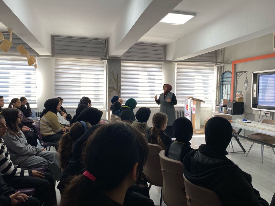 Kaynarca İmam Hatipte Zarafet Akademisi