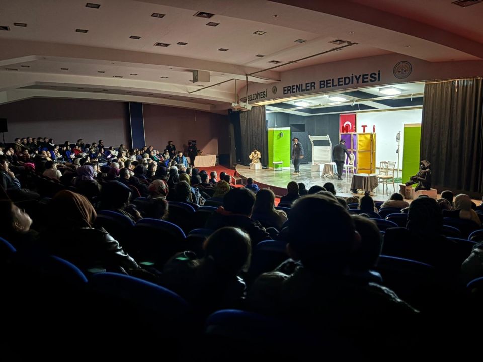 ERENLER’DE KÜLTÜR VE SANAT ETKİNLİKLERİ DEVAM EDİYOR