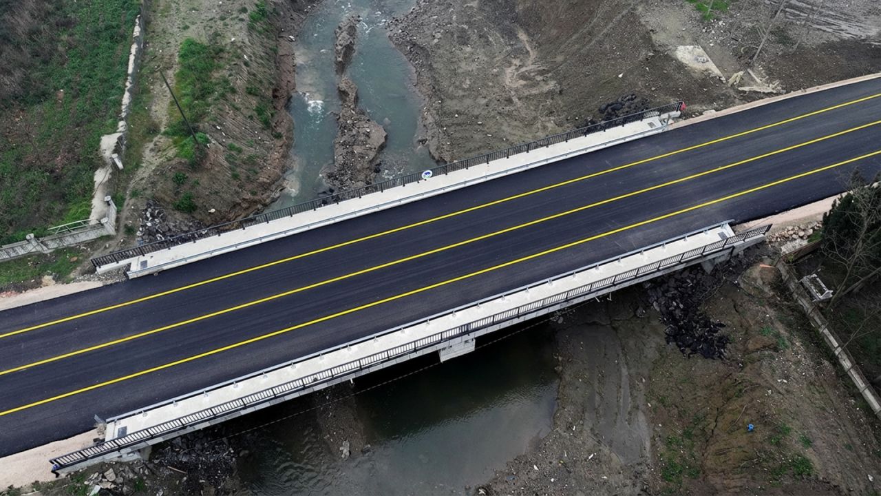 Akyazı’da 20 mahalleyi bağlayan nokta afetlere karşı artık daha güçlü