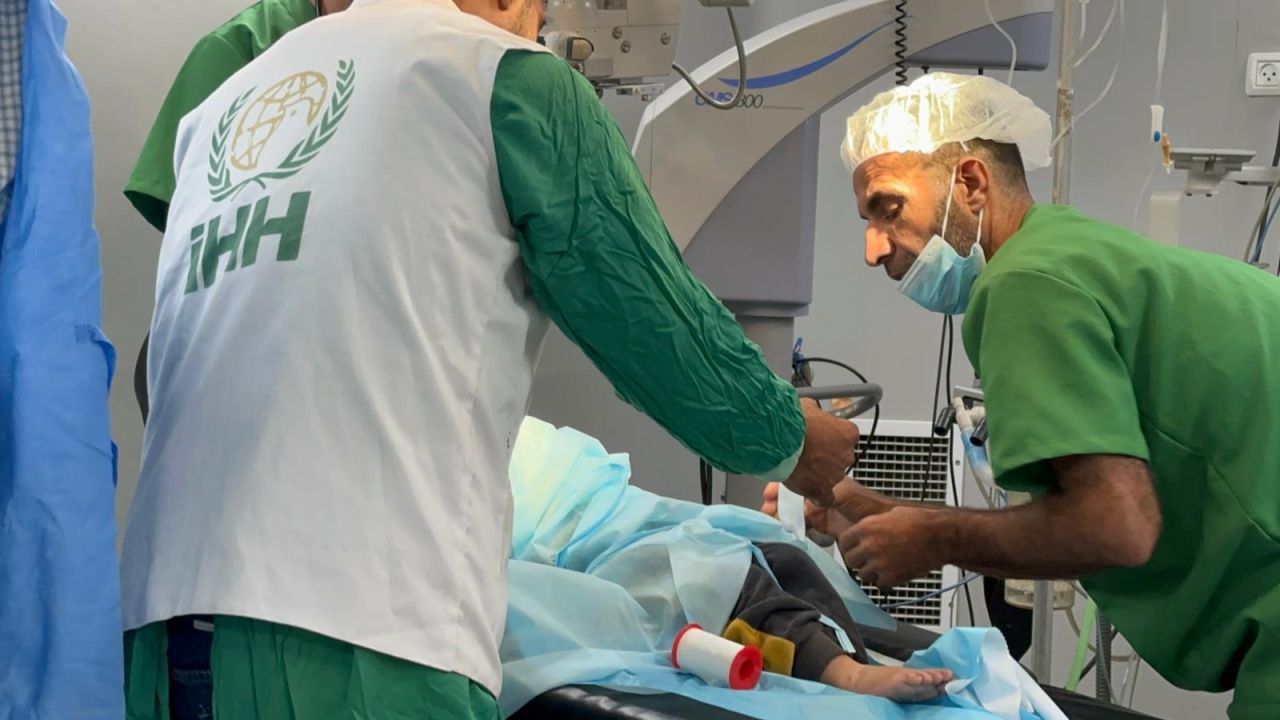 Sakarya ihh gazzede 15 ameliyat yaptırdı