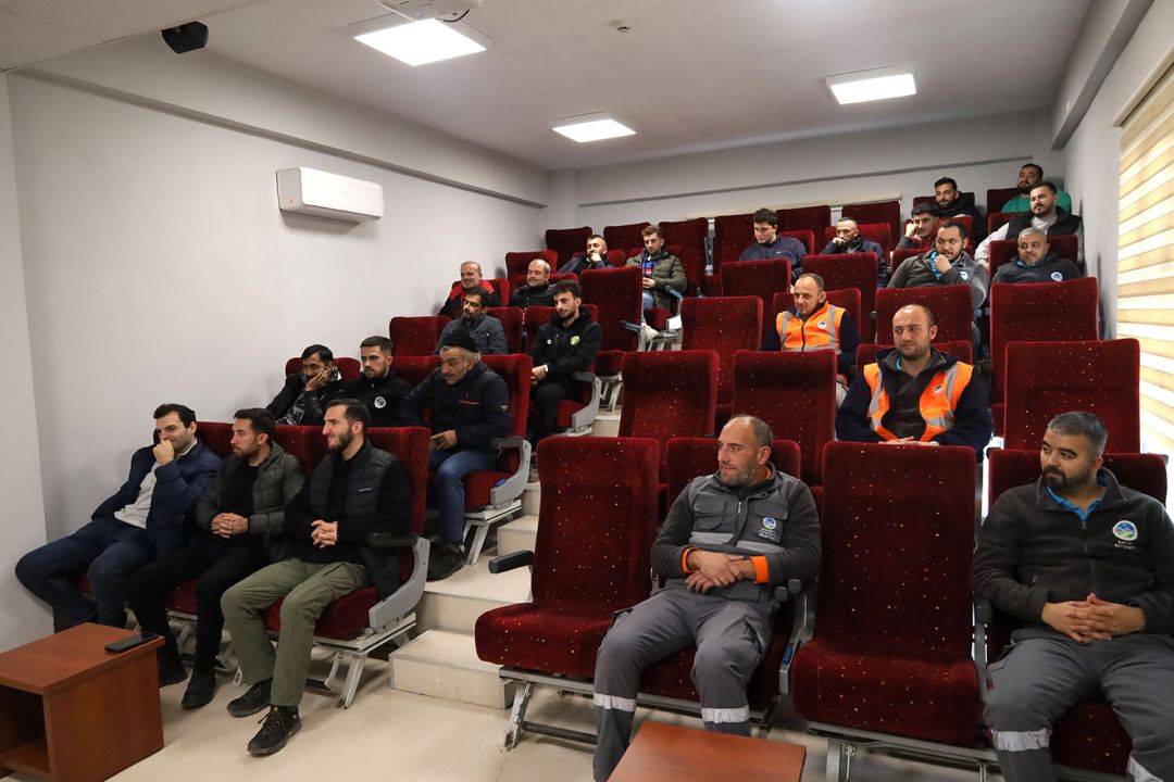Büyükşehir’den sokak hayvanları için güvenli müdahale eğitimi