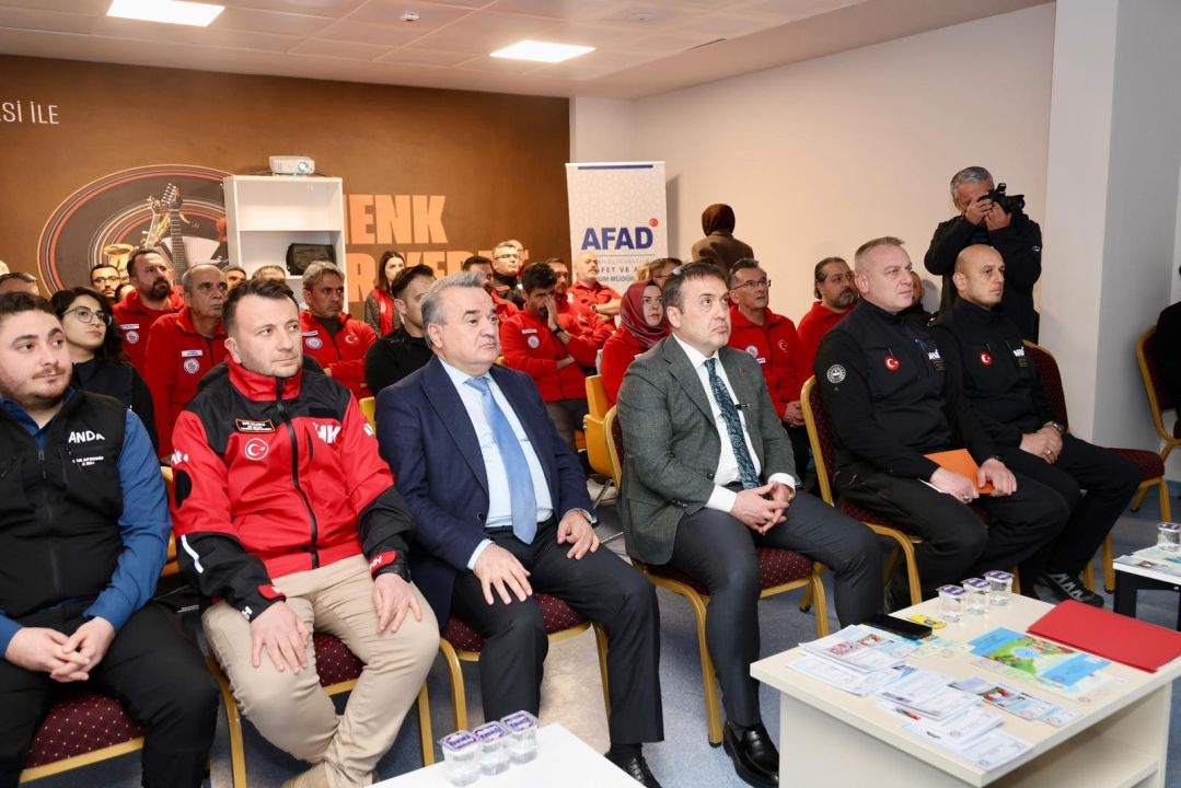 Bilecik’te Afetlere Hazırlıkta Güçlü Adım: 86 Gönüllü Sertifikalarını Aldı