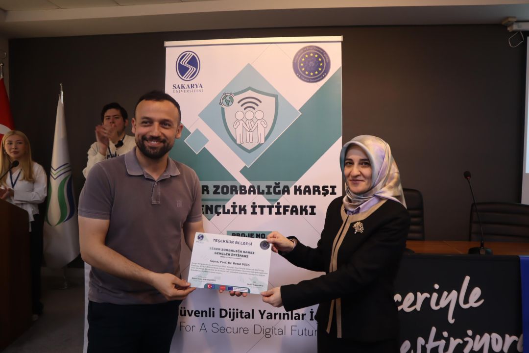 Sakarya Üniversitesi- Siber Zorbalığa Karşı Gençlik İttifakı