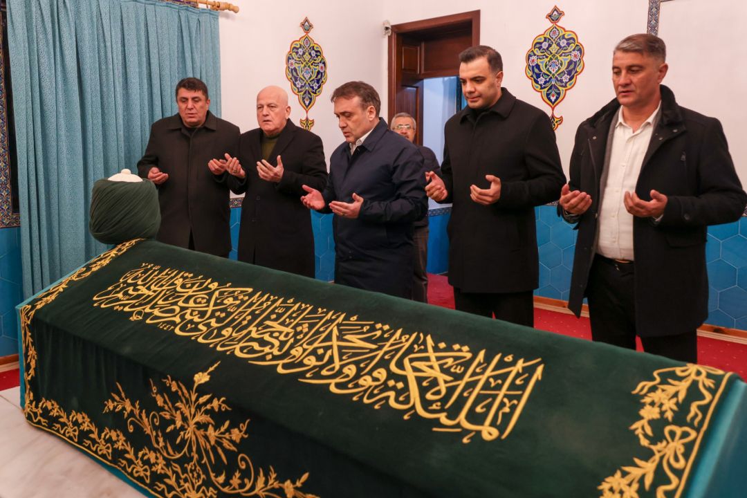 Vali Sözer’den Kadir Gecesi’nde Anlamlı Buluşma: Küre Köyü’nde Gönüller Bir Oldu