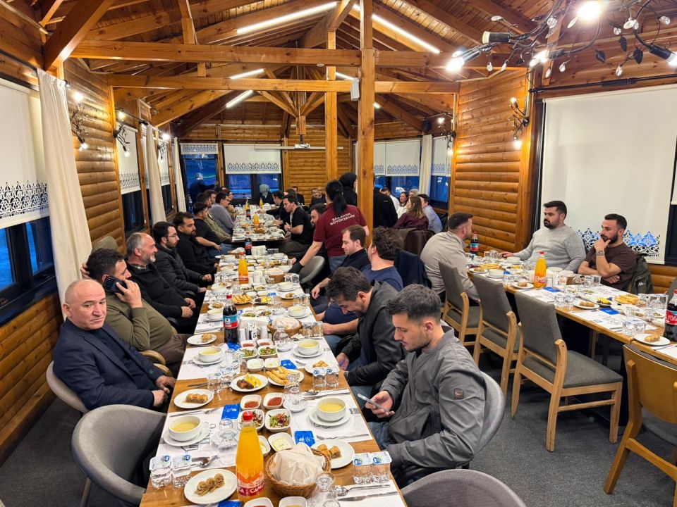 Harita Kadastro Mühendisleri iftar programında buluştu: 