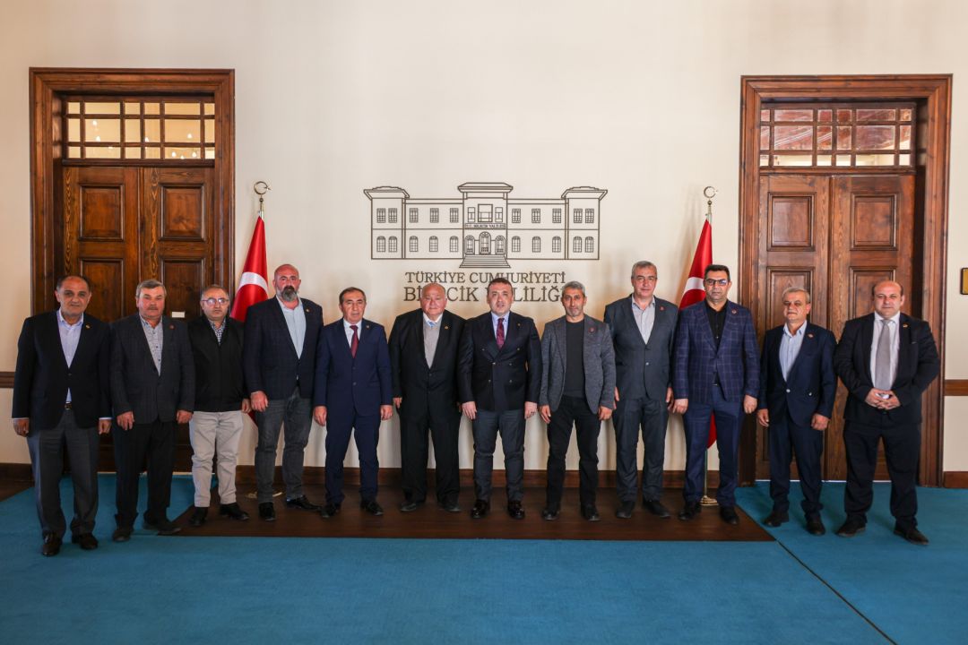 VALİ SÖZER’DEN MUHTARLARA TAM DESTEK: “VATANDAŞIN SESİNE KULAK VERMEYE DEVAM EDECEĞİZ”