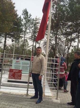 Ömer Halis Demir’in kabrini ziyaret ettiler