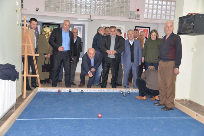 Yaşlılarımız bizim baş tacımızdır