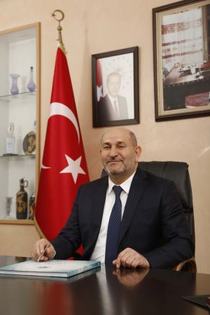 Başkan Püsküllü, 23 Nisan çocuk bayramını kutladı