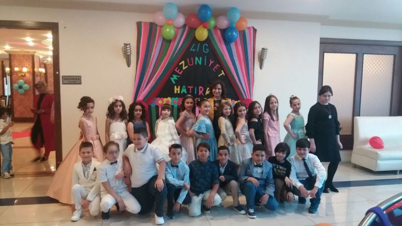 Minik yüreklerin büyük mezuniyet heyecanı