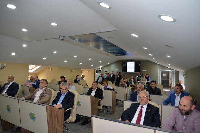 Hendek Atatürk Parkı’nın Hendek Belediyesi’ne devri yapıldı