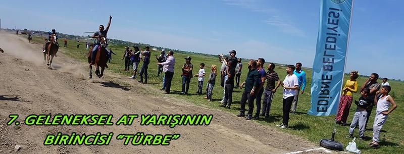 Geleneksel at yarışının birincisi “türbe”
