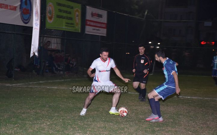 Dikmenspor  Çeyrek Finalde 3-1