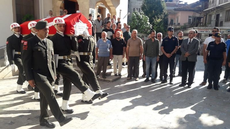 Kıbrıs Barış Harekatı Gazisi Davut Zengin dualarla son yolculuğuna uğurlandı