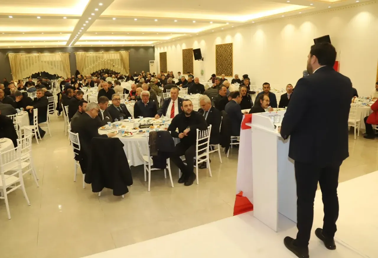 BBP Hendek ilçe teşkilatı iftar verdi