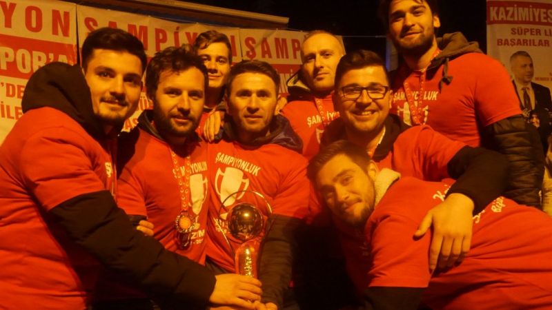 Kazimiyespor Kupayı aldı!