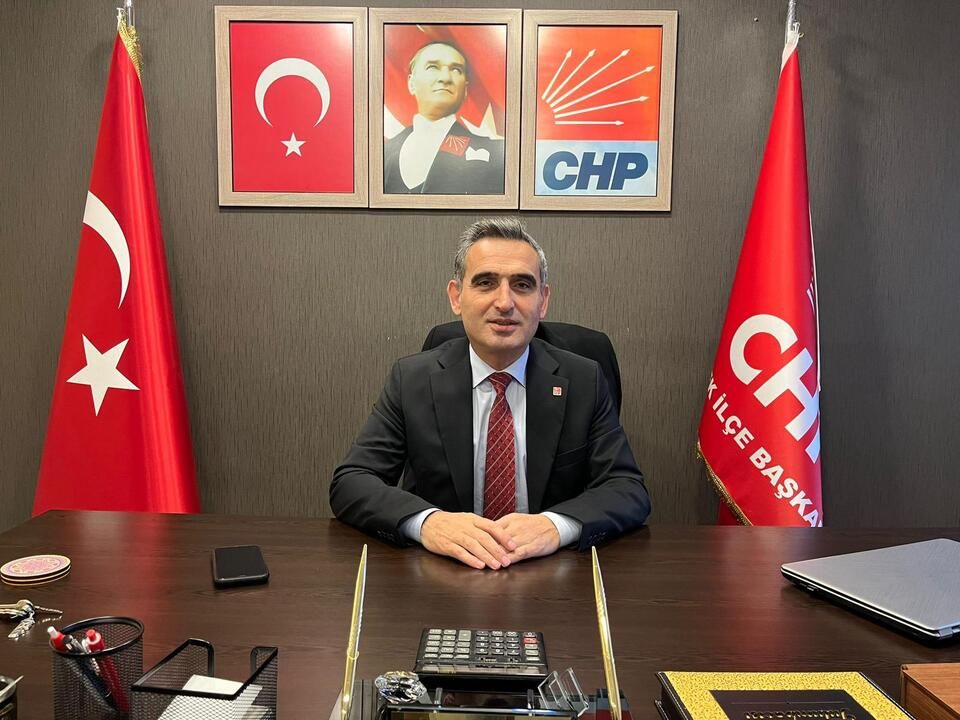 CHP HENDEK İLÇE YÖNETİMİ GÖREV DAĞILIMI YAPILDI