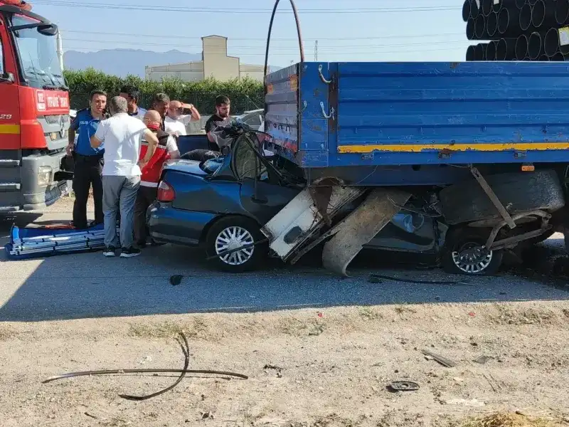 Akova Yan yolda feci kazada 1 kişi hayatını kaybetti