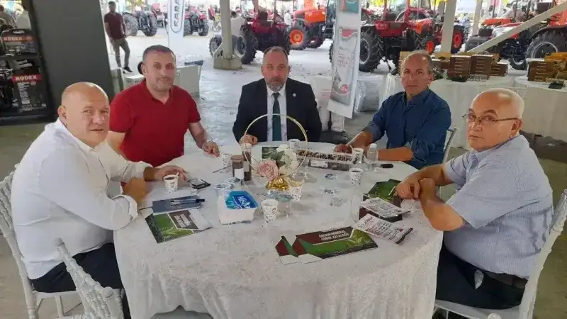 Ferizli Tarım Fuarında Hatipoğlu ticarete üst düzey ziyaretler
