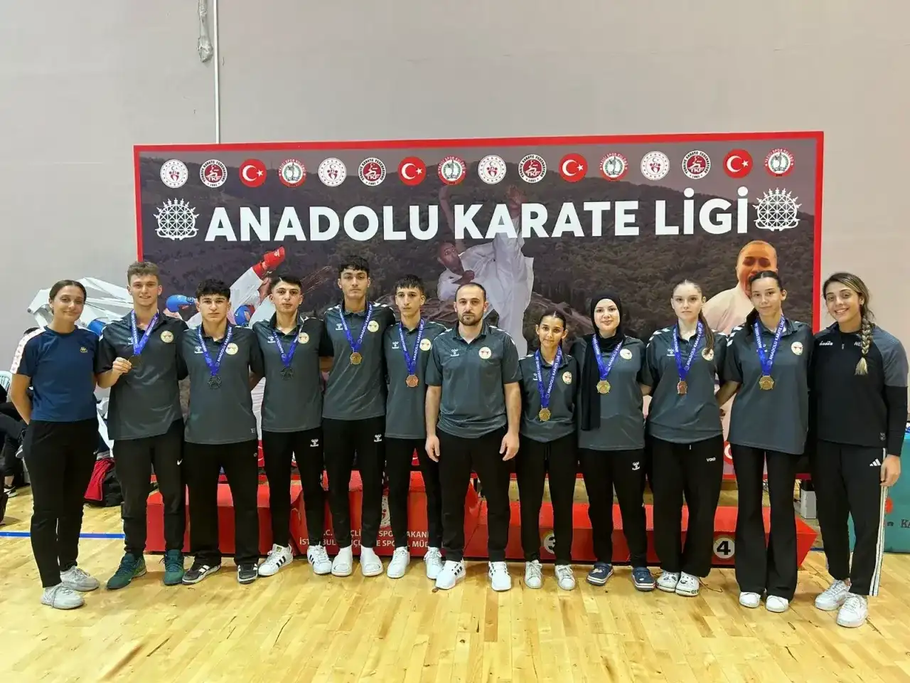 Hendek'ten Karate Rüzgarı