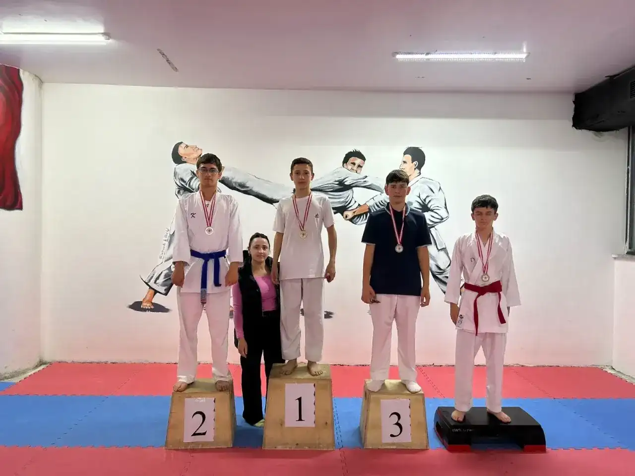 Hendek Olimpik spor kulübü sporcuları performansları ile dikkat çekti.
