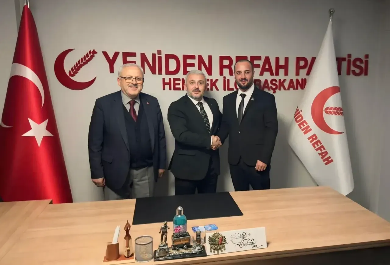 Yeniden Refah Partisi Hendek ilçe Teşkilatında hareket devam ediyor