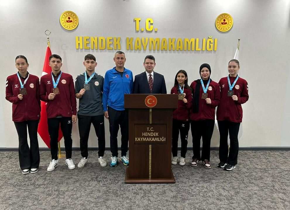  Hendek Olimpik Spor Kulübünden, Hendek Kaymakamı Hacı Hasan Gökpınara'a ziyaret