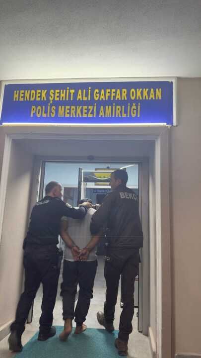 Hendek'te uyuşturucu ve aranan şahıs operasyonu 4 tutuklama
