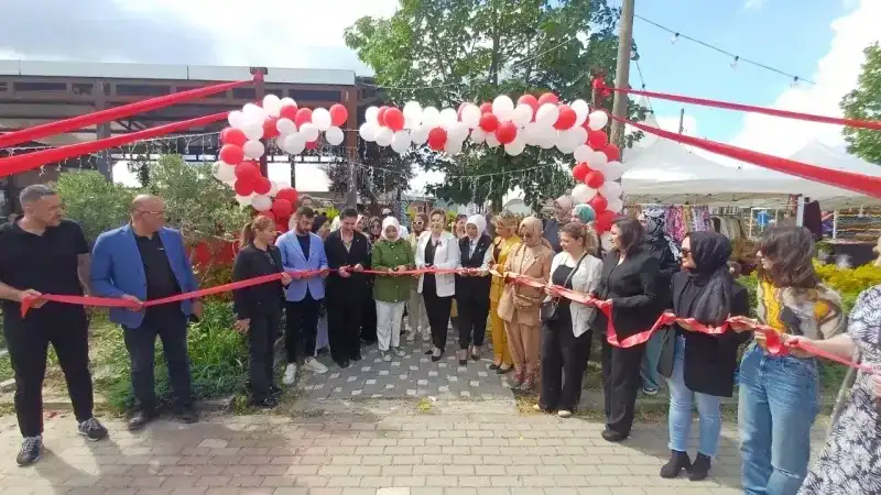 SAKİKAD’dan 10. Bayram Çarşısı: Kadın emeğiyle dolu festival kapılarını açtı