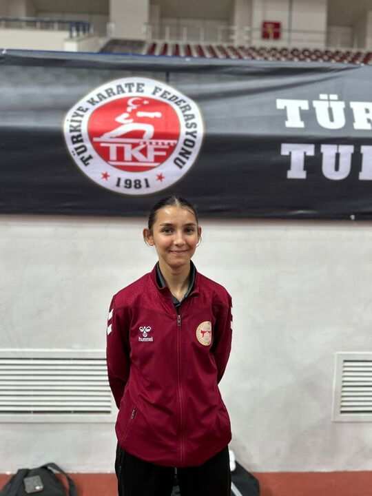 Hendek Olimpik Spor kulübü 6 sporcu ile milli takım seçmesinde mücadele edecek.
