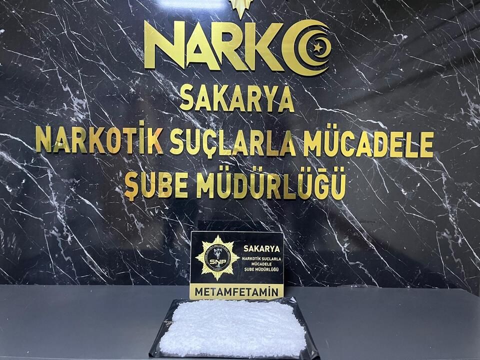 İstanbul'dan Sakarya'ya uyuşturucu trafiğine geçit yok