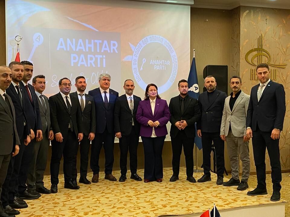 A Parti Hendek İlçe Teşkilatı, Sakarya’daki Büyük Eğitim Çıkarmasına Katıldı!